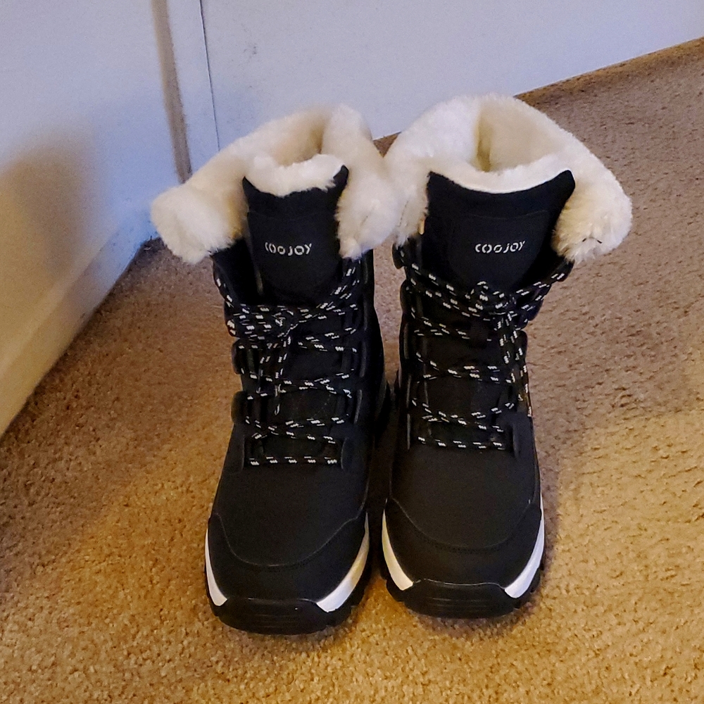 Cool joy boots, Size 41, Black with White Fur